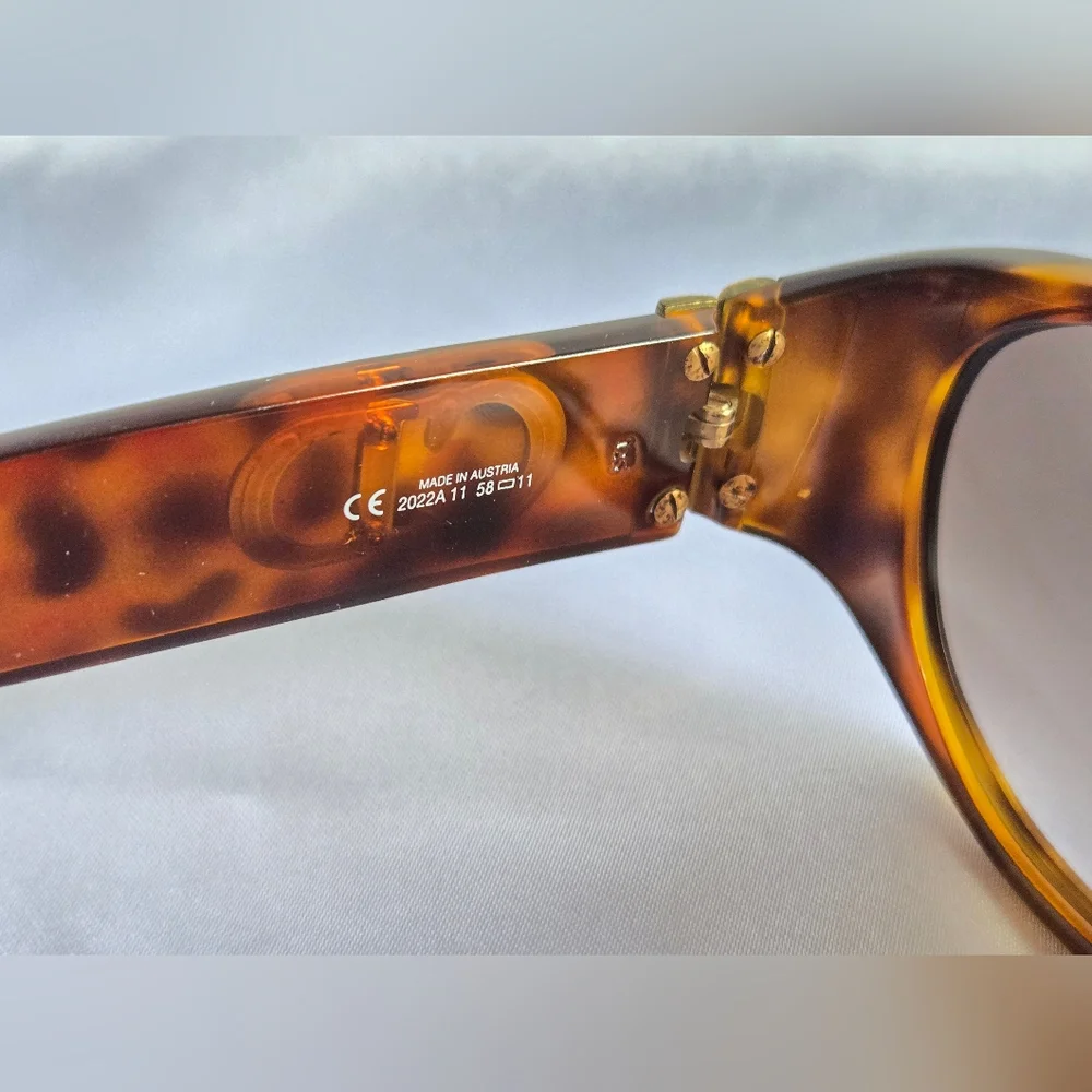 Christian Dior 2021A 11 Brown Tortoise Sunglasses - Picture 8 of 12